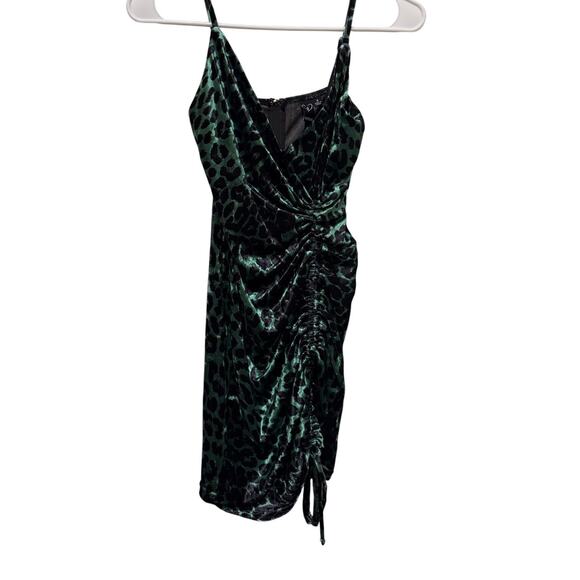 Windsor Green Black Leopard Velvet dress with Ruched tie bottom Size Small - Picture 1 of 5